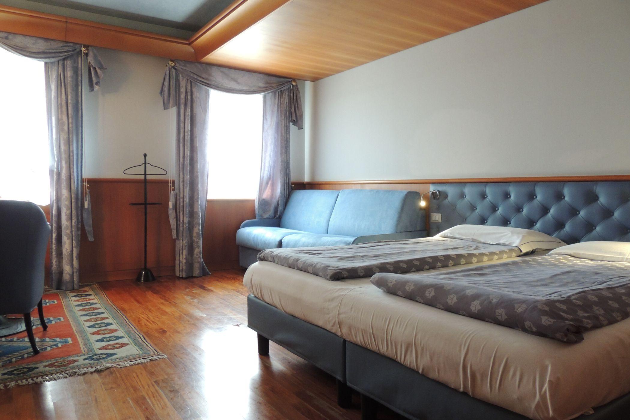 Grand Astoria