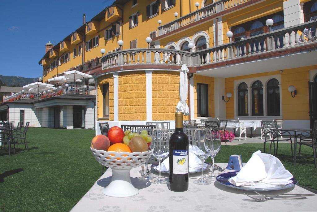 Hotel Grand Astoria 4*